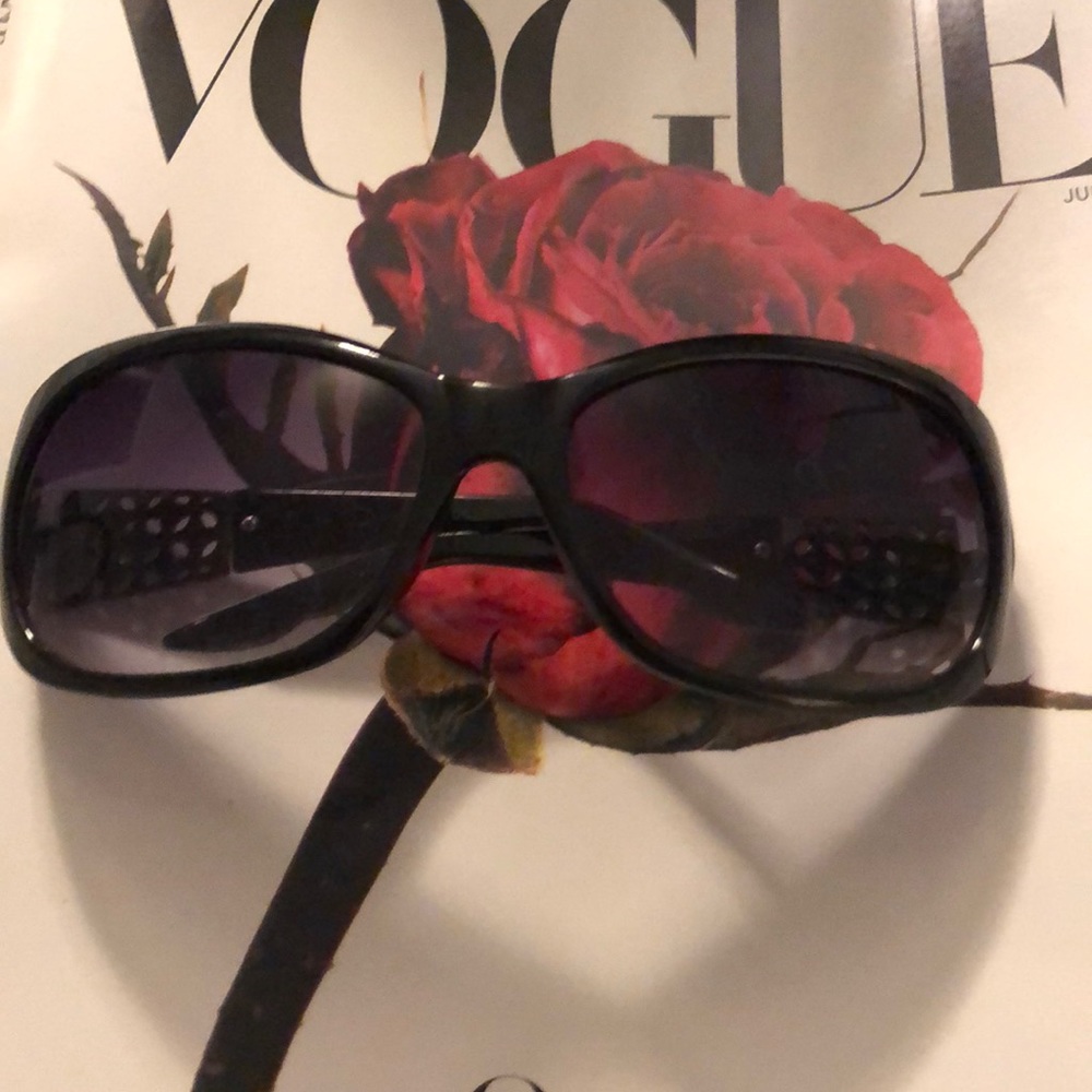 Oscar D Sunglasses
